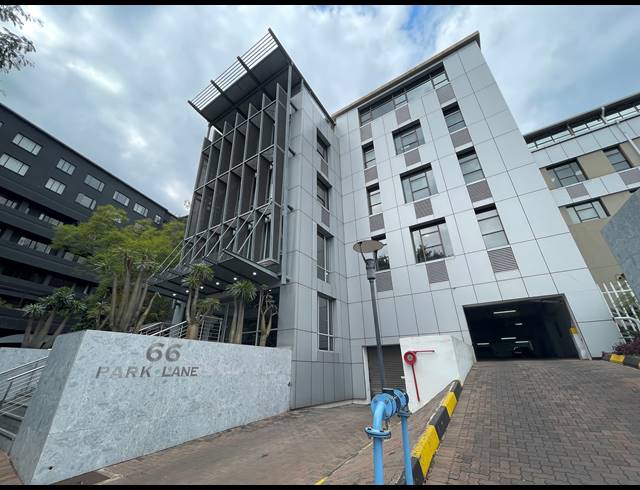 18M² OFFICE TO LET IN SANDTON CENTRAL